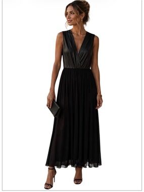 Zuri Zuri by Flora Black Maxi Dress  Elegant Classy Event – Size Large